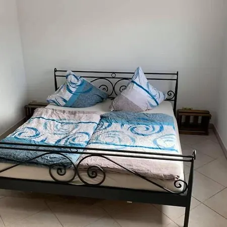 140m² Mit 4 Schlafzimmern Fur 12 Personen *